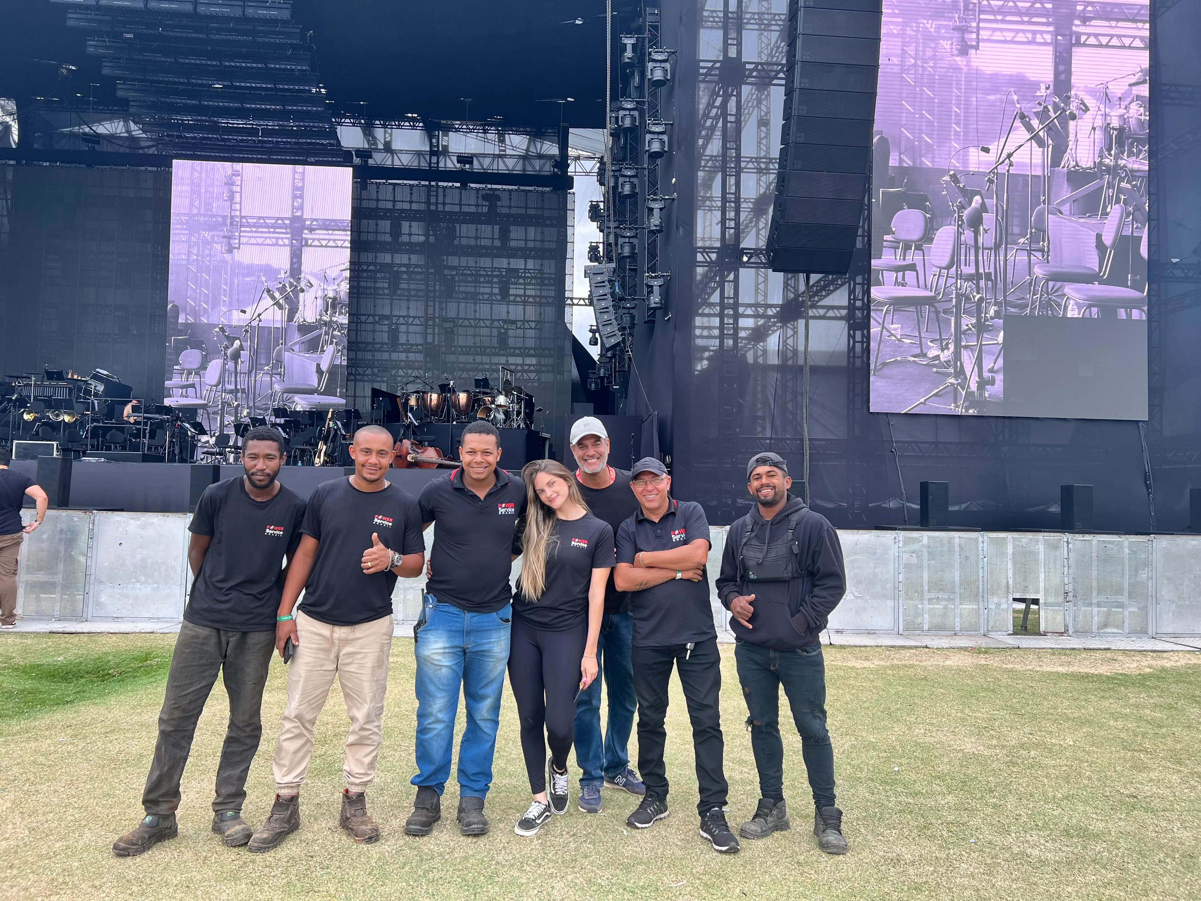 Equipe Power Service Brasil em operação de evento